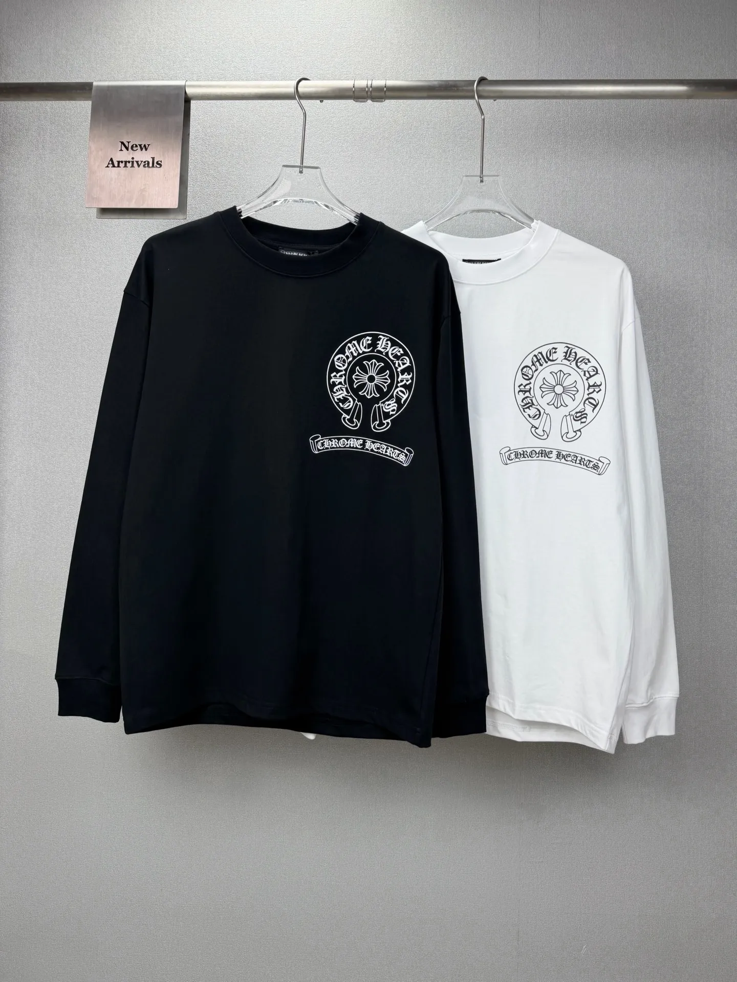 2026New Arrival T Same Style Quality😘😘 100% Versatile T 👍 ：Black、White Size：S-XL